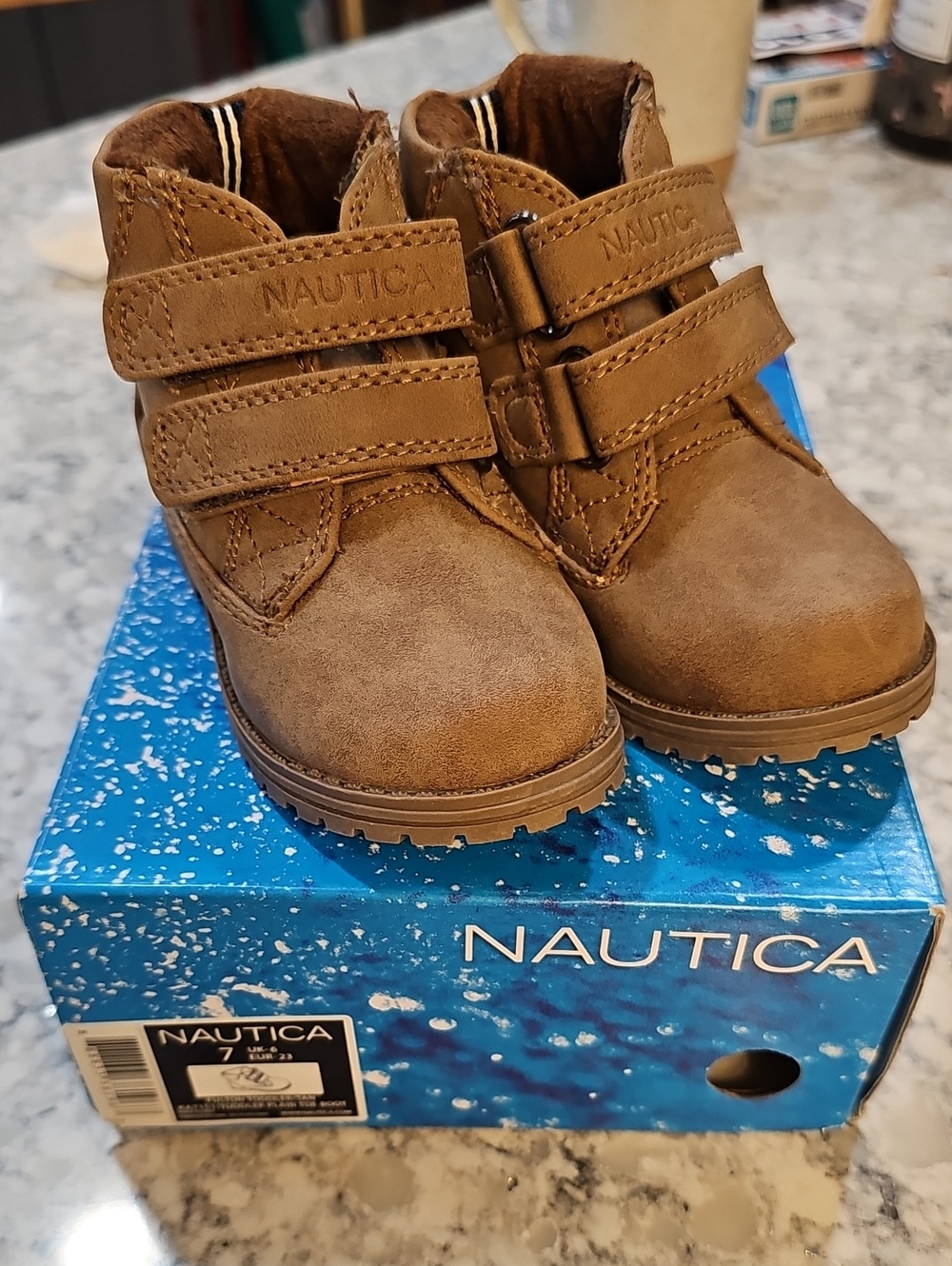 Nautica toddler size 7 high top boots, velcro closure